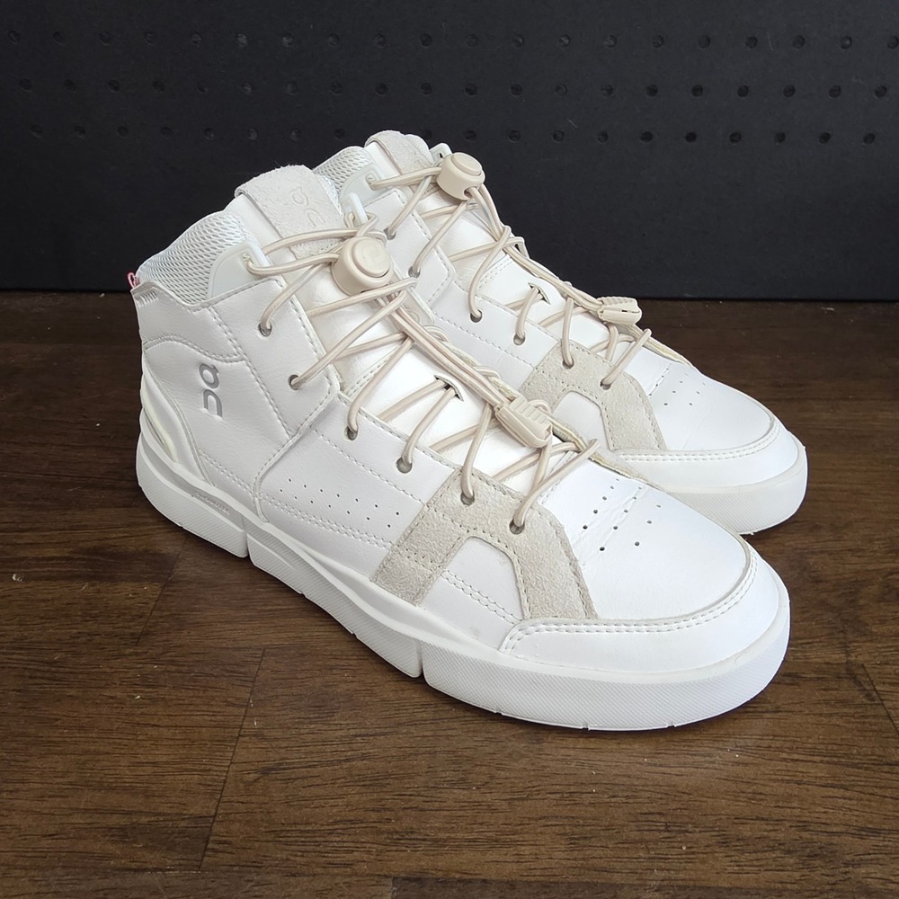 On Running The Roger Clubhouse Mid Sneakers Women 7 White High Top CloudTec